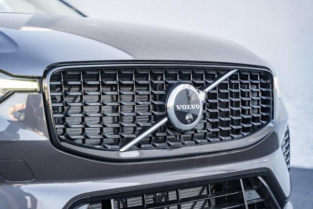 new 2025 Volvo XC60 car, priced at $51,495