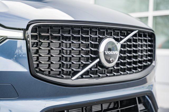 new 2025 Volvo XC60 car, priced at $53,835