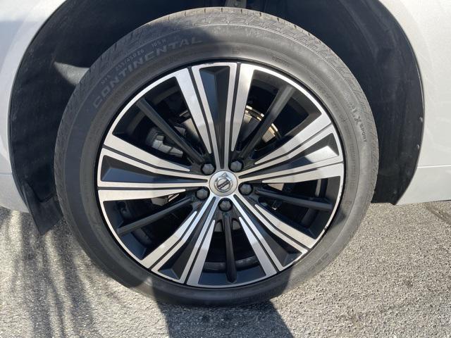 used 2023 Volvo XC60 car, priced at $40,000