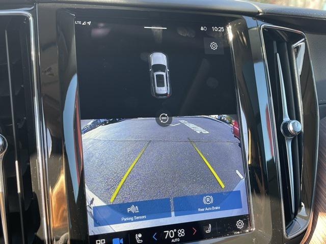 used 2023 Volvo XC60 car, priced at $40,000