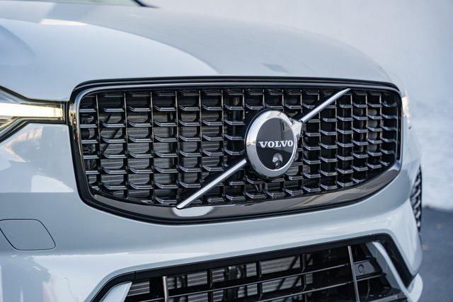 new 2025 Volvo XC60 car, priced at $58,635