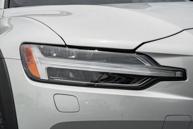 new 2025 Volvo V60 Cross Country car, priced at $57,555