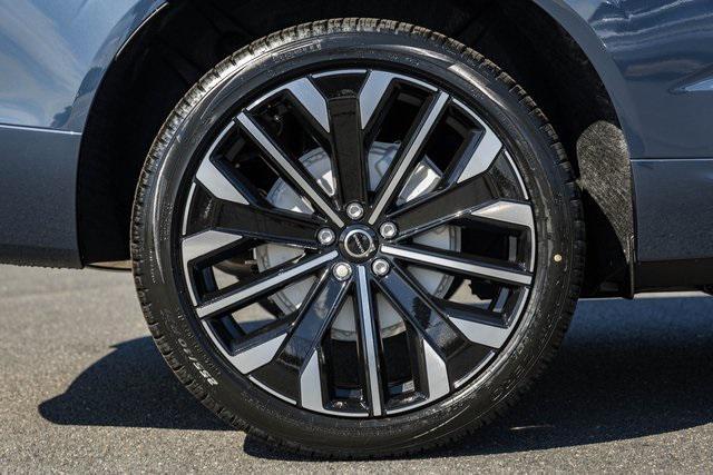 new 2026 Volvo XC60 car, priced at $63,935