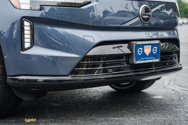 new 2025 Volvo EX90 car, priced at $85,790