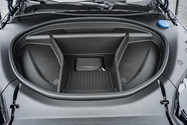 new 2025 Volvo EX90 car, priced at $85,790