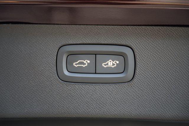 new 2026 Volvo XC90 car, priced at $83,075