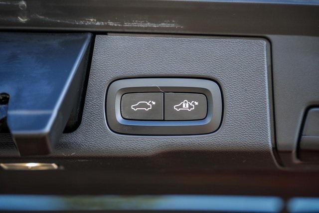 used 2018 Volvo XC60 car, priced at $21,500