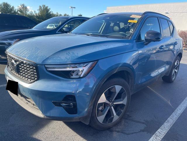 used 2024 Volvo XC40 car, priced at $36,001