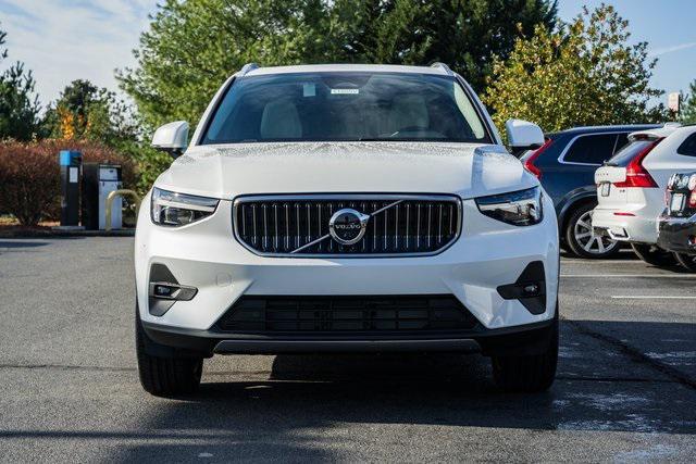 new 2025 Volvo XC40 car, priced at $48,315