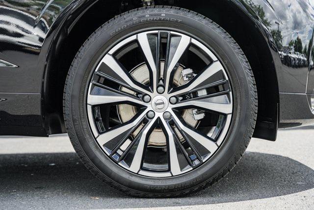 new 2025 Volvo XC60 car, priced at $54,750