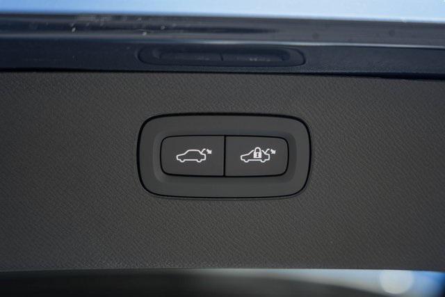 new 2026 Volvo XC90 car, priced at $79,575