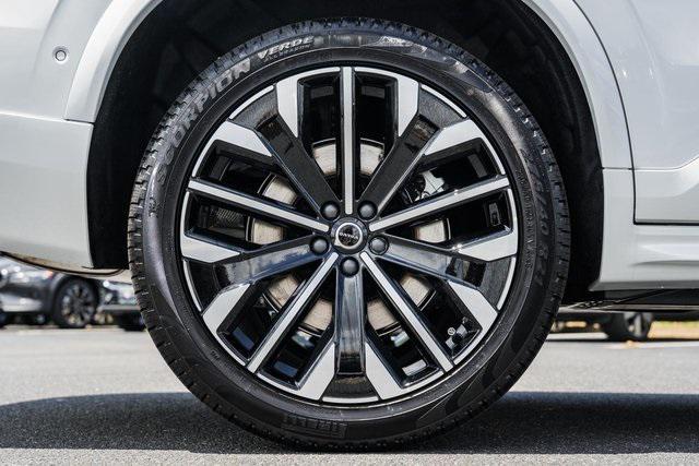 new 2025 Volvo XC90 car, priced at $69,155
