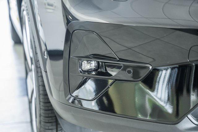 used 2022 Volvo C40 Recharge Pure Electric car, priced at $34,000