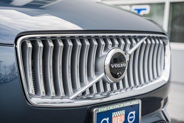 new 2025 Volvo XC90 car, priced at $69,875