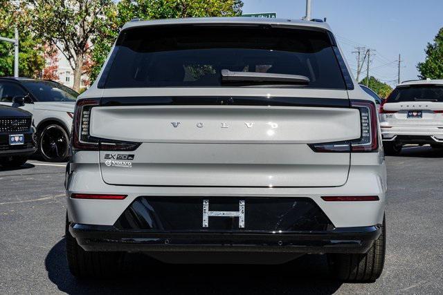 new 2025 Volvo EX90 car, priced at $86,940