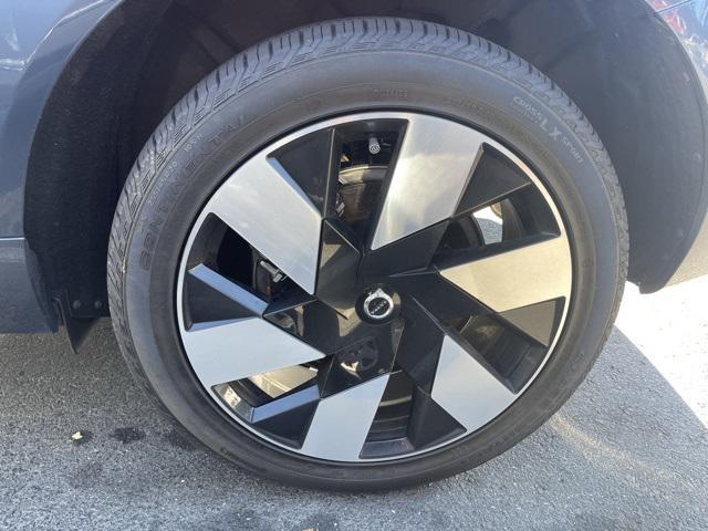 used 2025 Volvo XC60 Plug-In Hybrid car, priced at $58,000