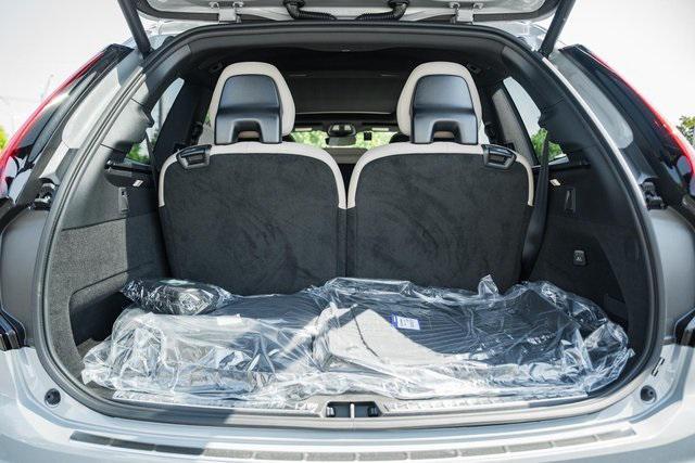 new 2025 Volvo XC90 car, priced at $69,155