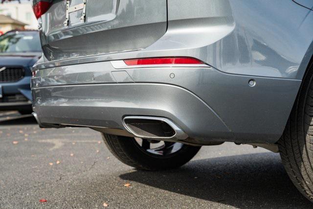 used 2019 Volvo XC60 car, priced at $21,000
