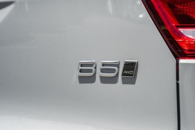 new 2025 Volvo XC40 car