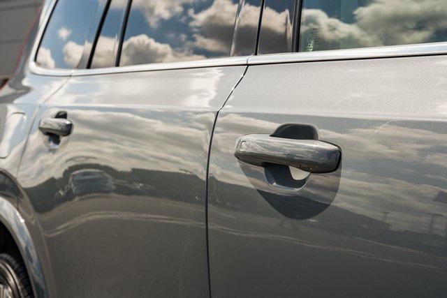 used 2023 Volvo XC90 Recharge Plug-In Hybrid car, priced at $47,000