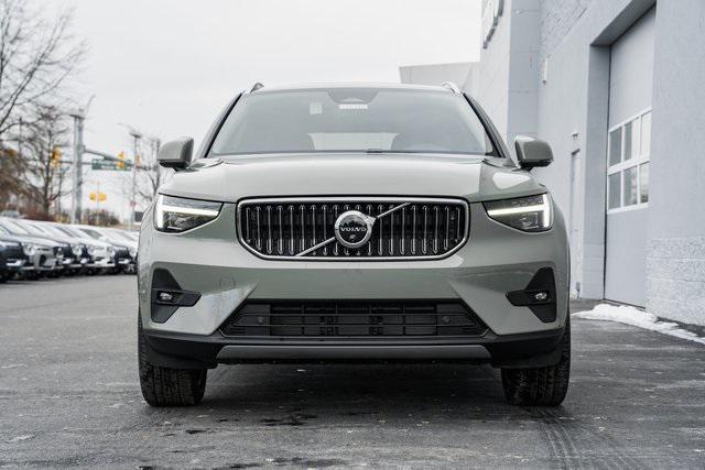 new 2025 Volvo XC40 car, priced at $47,415