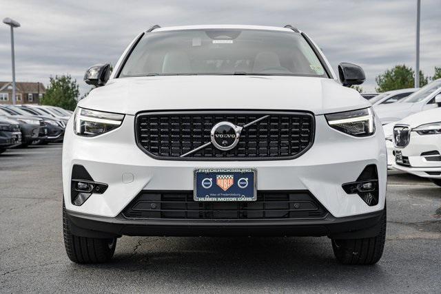 new 2025 Volvo XC40 car, priced at $48,290