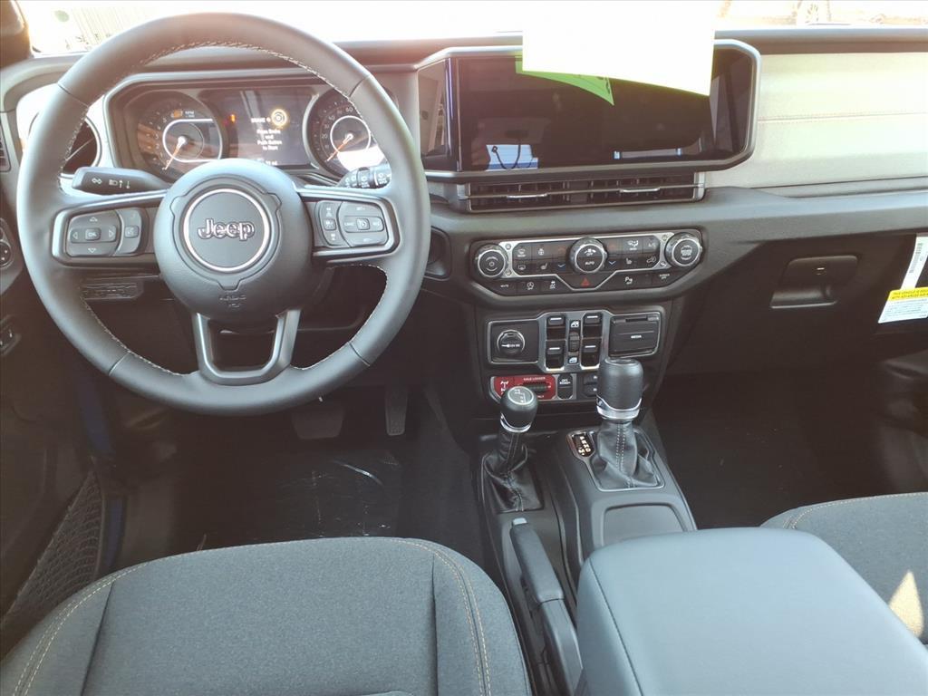 new 2025 Jeep Wrangler car, priced at $61,165