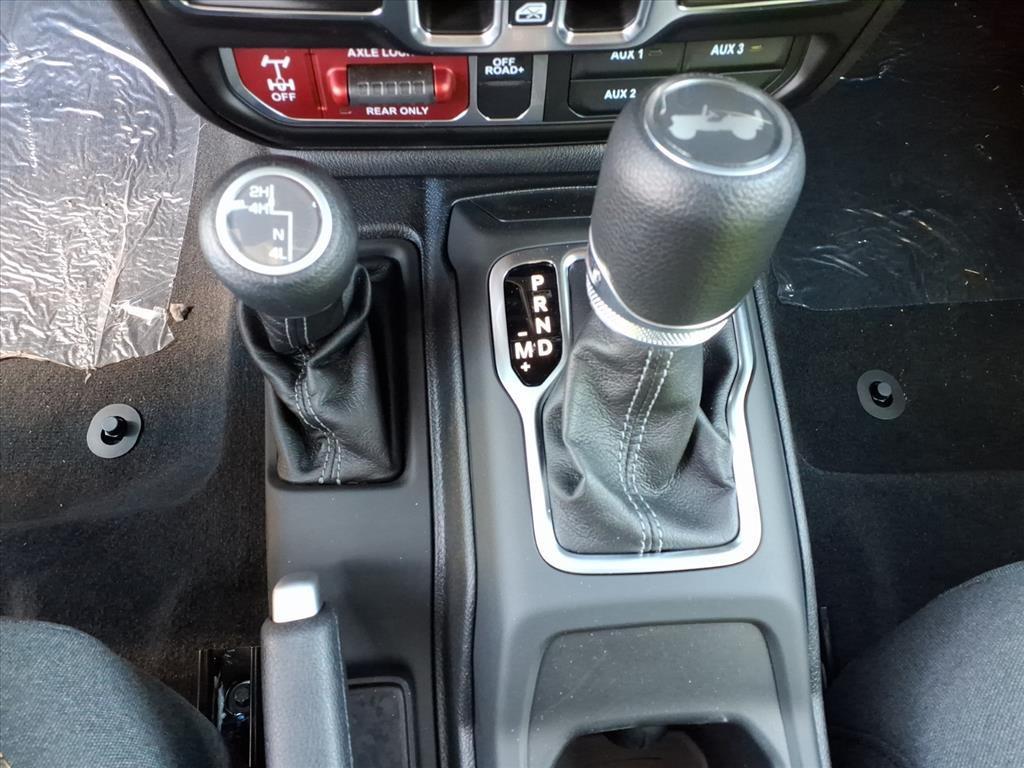 new 2025 Jeep Wrangler car, priced at $61,165