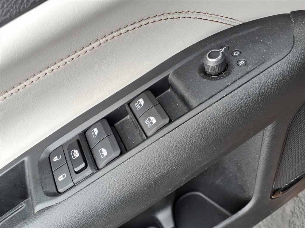 used 2022 Jeep Compass car, priced at $23,494