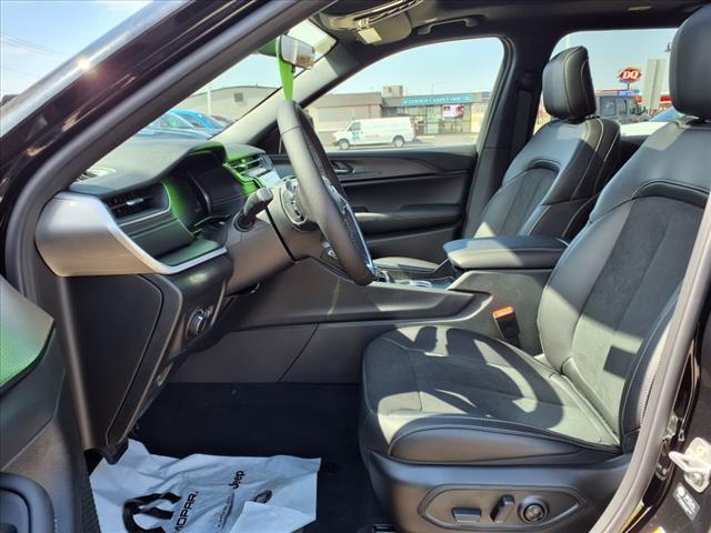 new 2025 Jeep Grand Cherokee L car, priced at $51,170