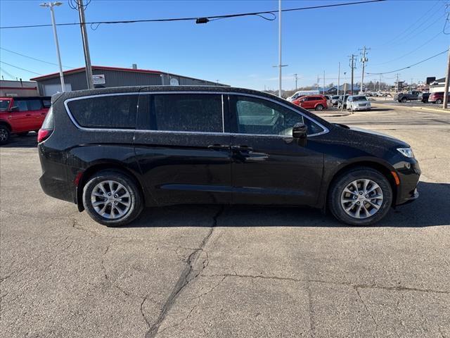 new 2025 Chrysler Pacifica car, priced at $48,595