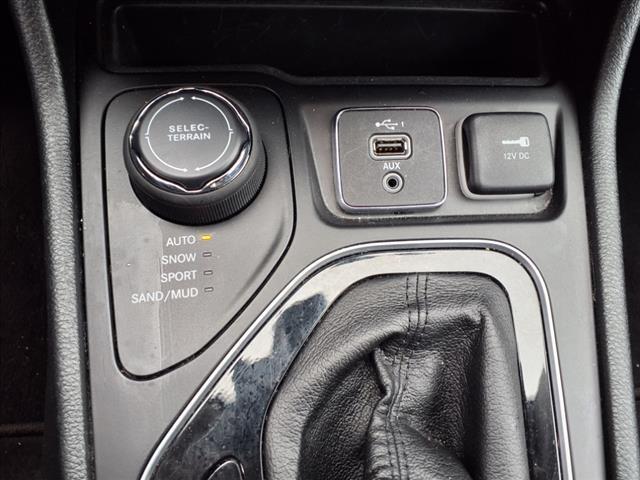 used 2023 Jeep Cherokee car, priced at $24,930