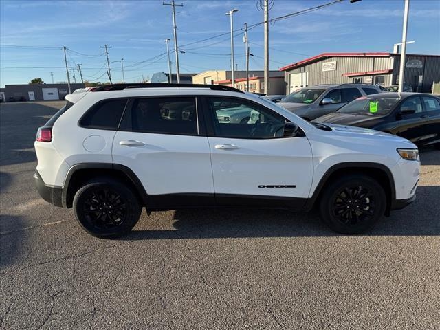 used 2023 Jeep Cherokee car, priced at $25,296