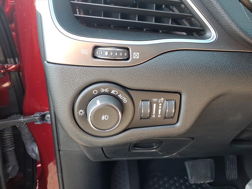 used 2019 Jeep Cherokee car, priced at $20,460