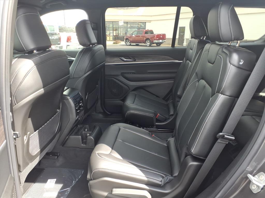 new 2025 Jeep Grand Cherokee L car, priced at $49,495