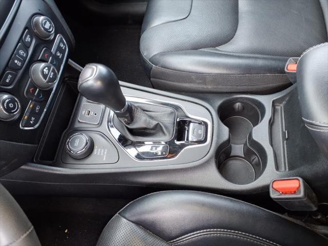 used 2023 Jeep Cherokee car