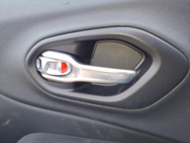 used 2023 Jeep Cherokee car