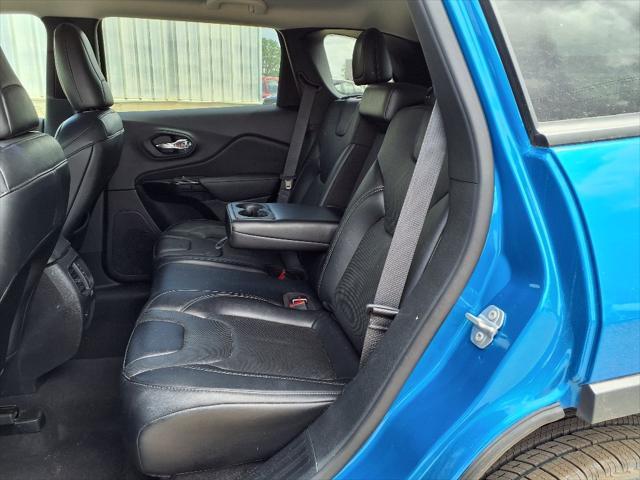 used 2023 Jeep Cherokee car, priced at $24,992