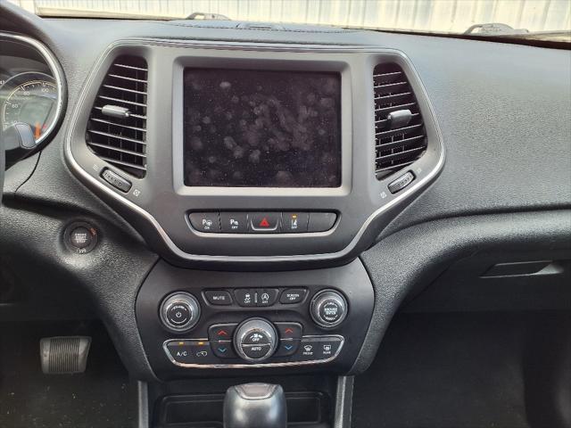 used 2023 Jeep Cherokee car, priced at $24,992