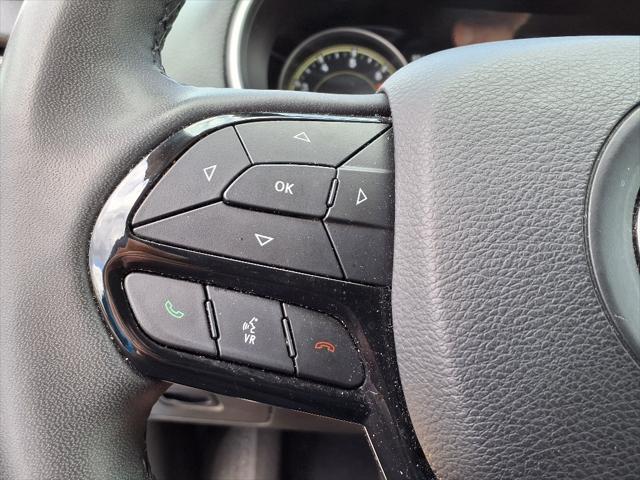 used 2023 Jeep Cherokee car, priced at $24,992