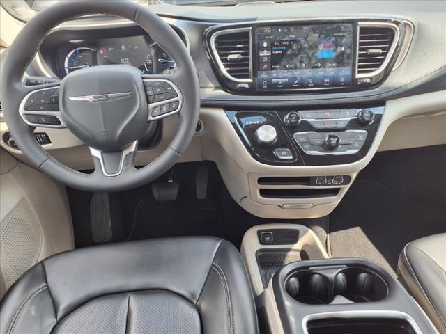 used 2023 Chrysler Pacifica Hybrid car, priced at $27,992