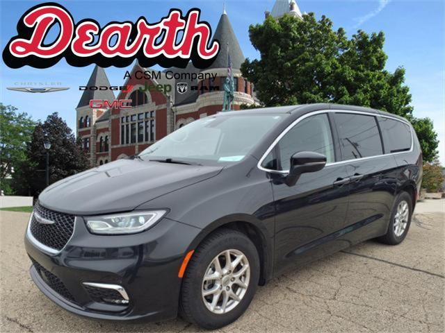 used 2023 Chrysler Pacifica car, priced at $25,980