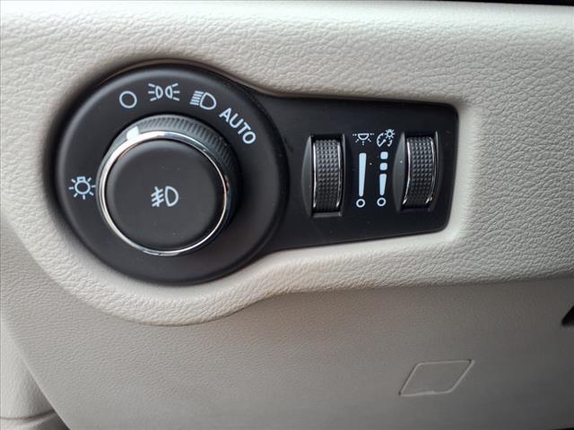used 2021 Chrysler Pacifica car, priced at $23,970