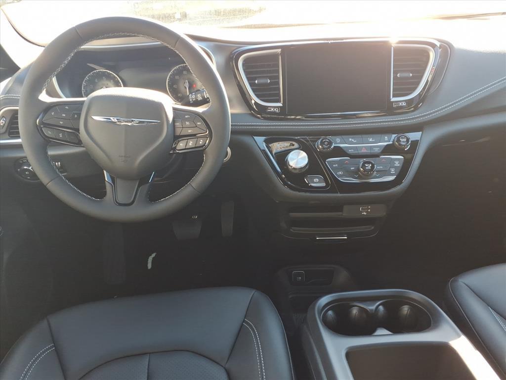 new 2026 Chrysler Pacifica car, priced at $51,175