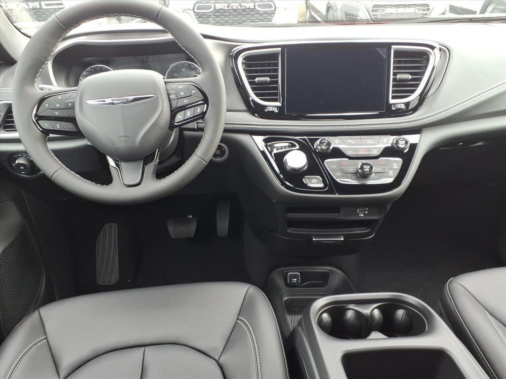 new 2026 Chrysler Pacifica car, priced at $51,175