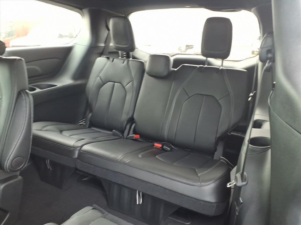 new 2026 Chrysler Pacifica car, priced at $51,175