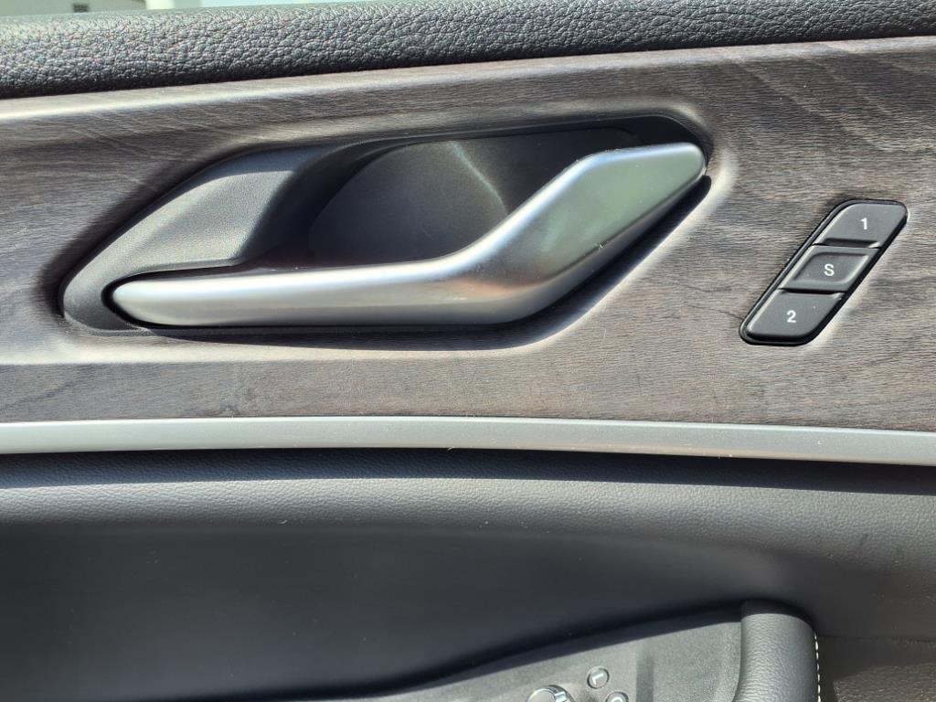 used 2023 Jeep Grand Cherokee car, priced at $28,392
