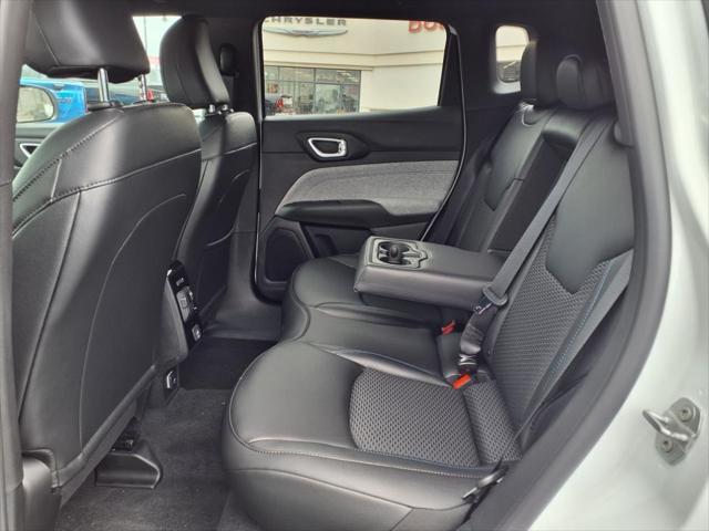 new 2025 Jeep Compass car, priced at $30,165