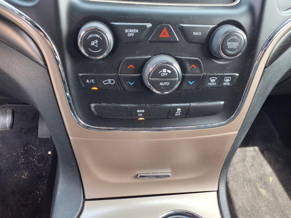 used 2014 Jeep Grand Cherokee car, priced at $11,482