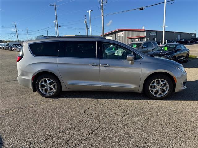 used 2017 Chrysler Pacifica car, priced at $14,891